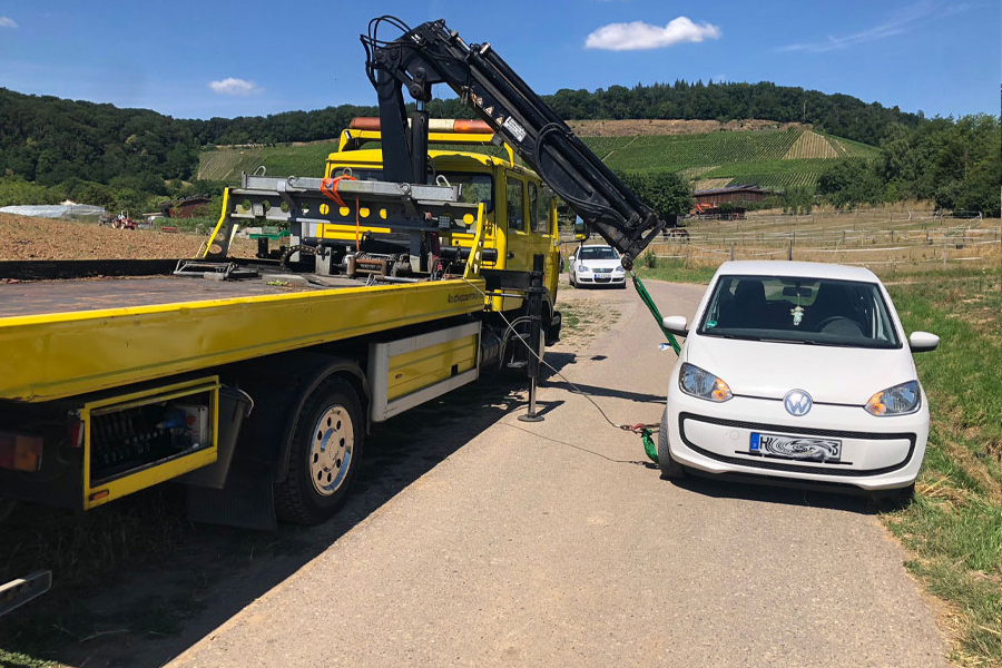 Unfallbergung Auto Seyboth